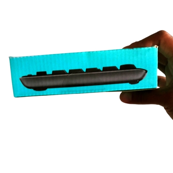 Logitech Black Wireless Combo Full Keyboard and Mouse Set, New, Never Opened - Picture 6 of 6